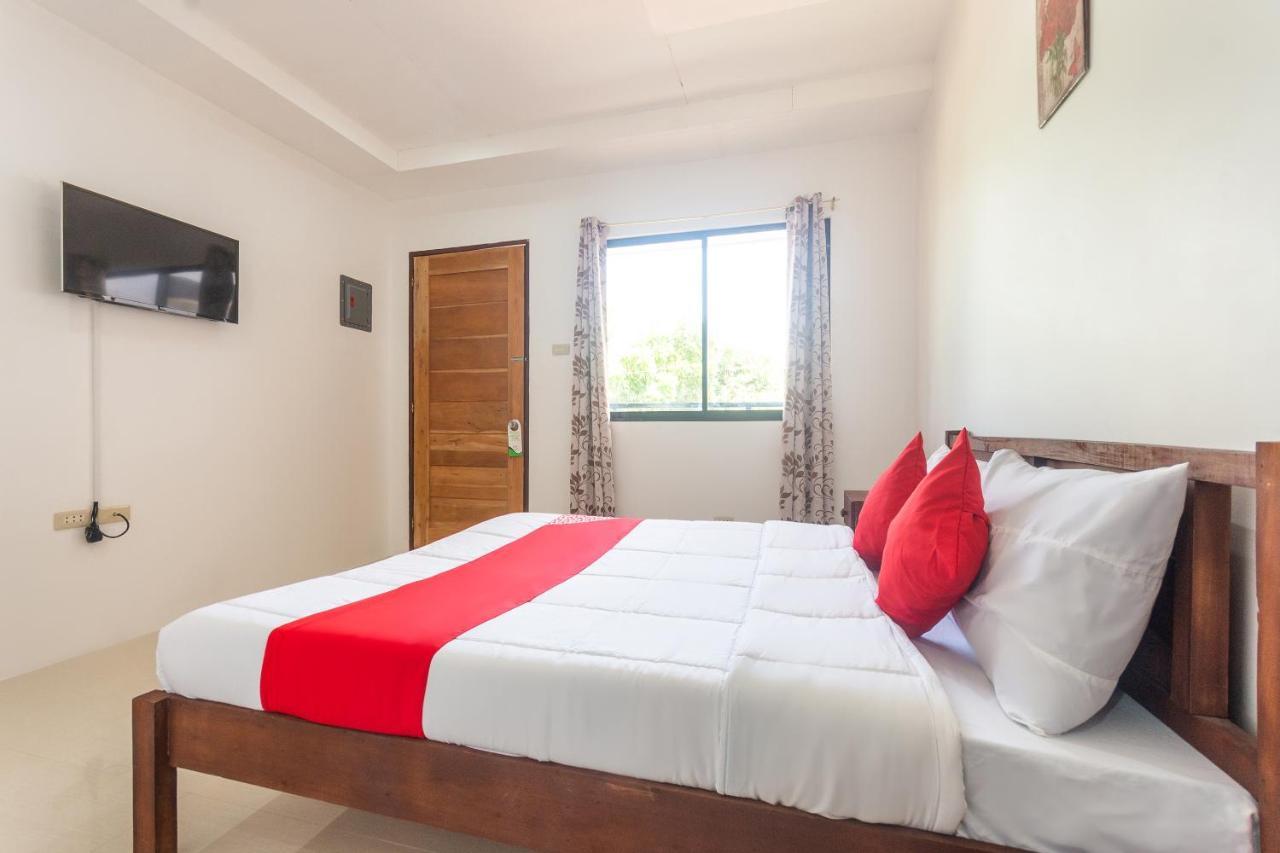 Oyo 502 Roberto'S Resort بنغلاو المظهر الخارجي الصورة