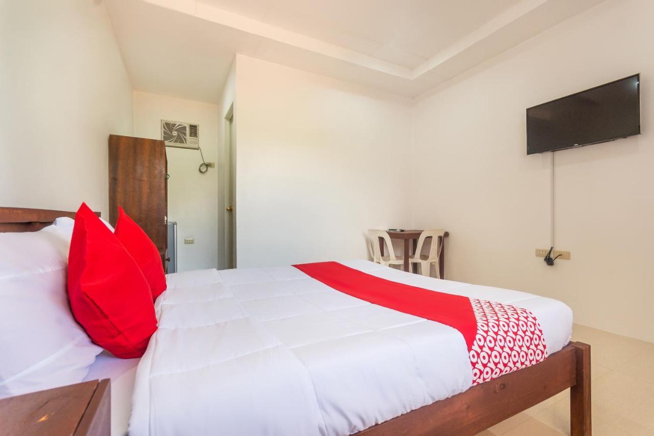 Oyo 502 Roberto'S Resort بنغلاو المظهر الخارجي الصورة